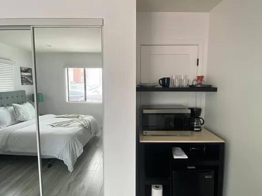 לוס אנג'לס Sunny Studio In The Heart Of Venice - A מראה חיצוני תמונה